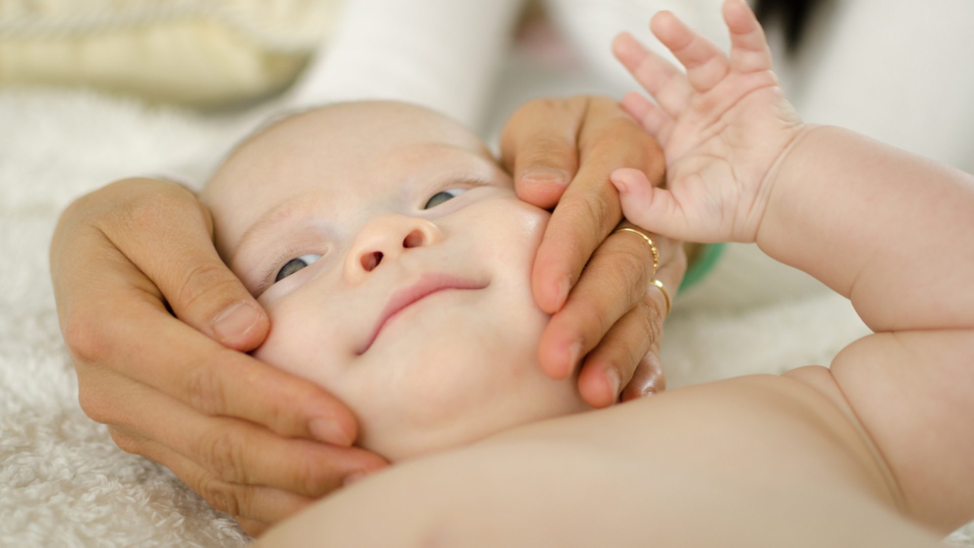Cranio-Sacral-Therapie für Babys und Kinder